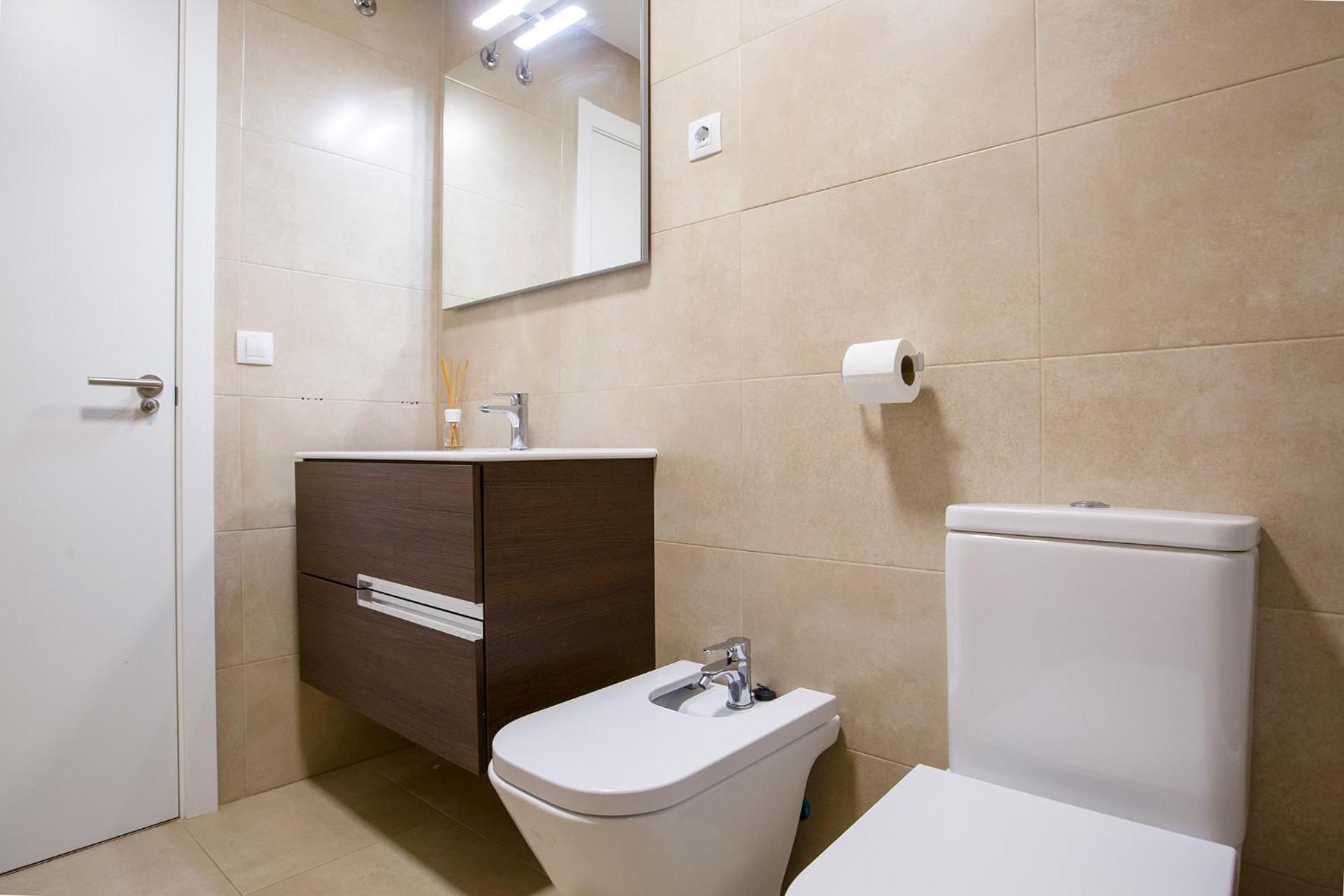 Telmo Nuevo Apartamento & Parking En Bilbaozorroza Eksteriør billede